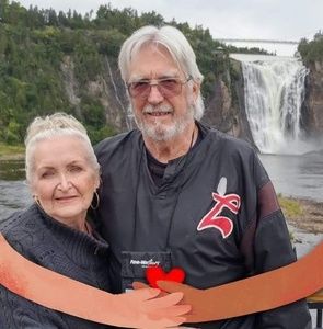 Meet your Posher, Gloria